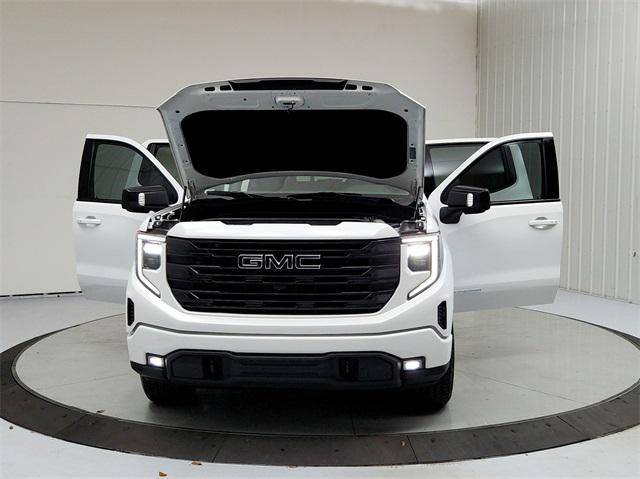 used 2022 GMC Sierra 1500 car, priced at $43,677