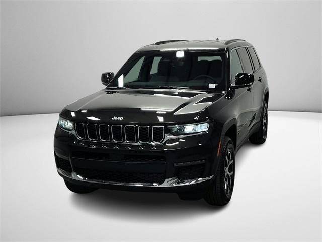 new 2024 Jeep Grand Cherokee L car, priced at $48,487