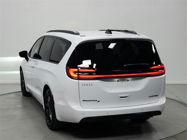 new 2024 Chrysler Pacifica car, priced at $51,477