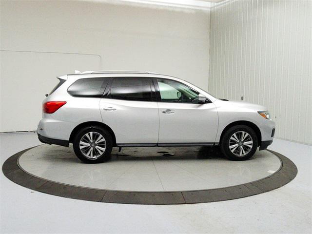 used 2020 Nissan Pathfinder car, priced at $18,462