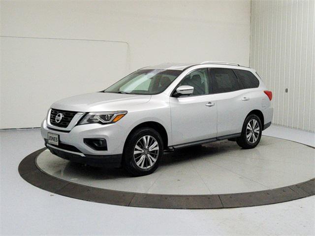 used 2020 Nissan Pathfinder car, priced at $18,462