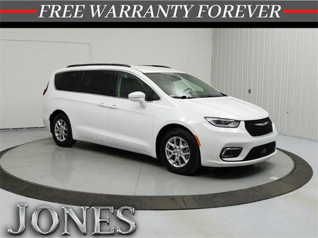 used 2022 Chrysler Pacifica car, priced at $21,589