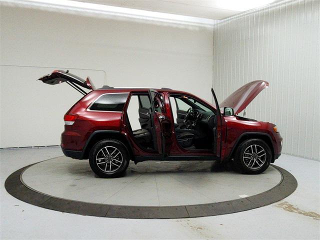 used 2022 Jeep Grand Cherokee car, priced at $25,536