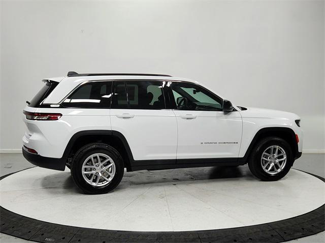 new 2024 Jeep Grand Cherokee car, priced at $35,550