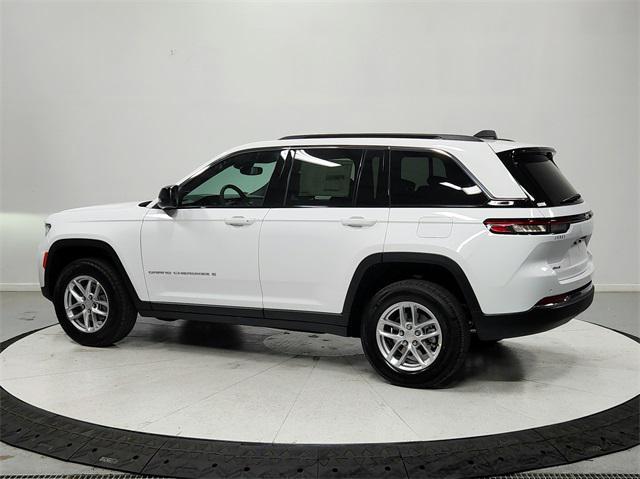 new 2024 Jeep Grand Cherokee car, priced at $35,550