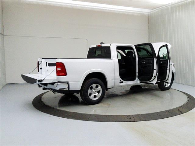 new 2025 Ram 1500 car, priced at $48,033