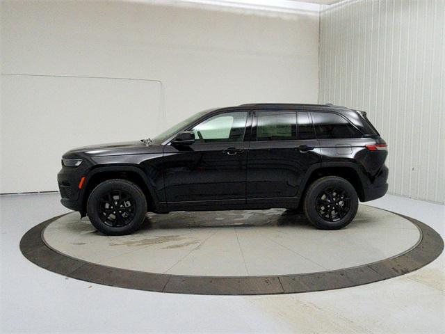 new 2025 Jeep Grand Cherokee car, priced at $43,274