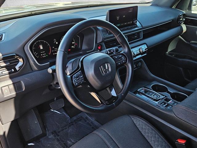 used 2023 Honda Pilot car, priced at $34,995