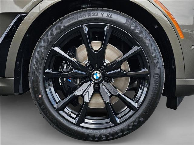 new 2026 BMW X7 car, priced at $101,975