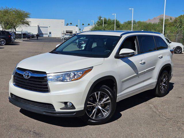 used 2016 Toyota Highlander car, priced at $21,995