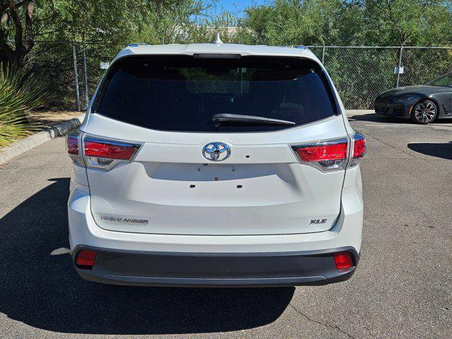 used 2016 Toyota Highlander car, priced at $21,995