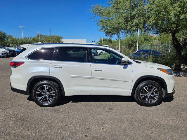 used 2016 Toyota Highlander car, priced at $21,995