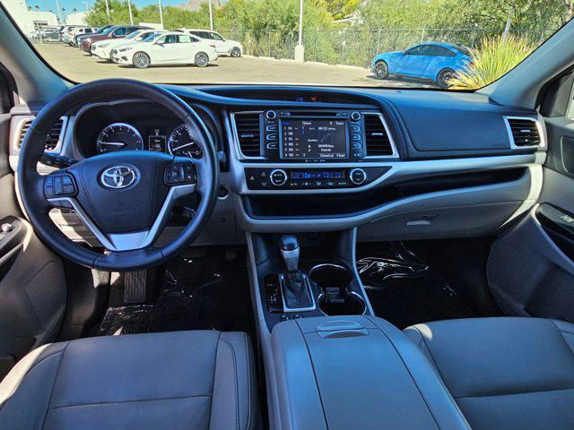 used 2016 Toyota Highlander car, priced at $21,995