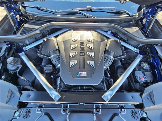 new 2026 BMW X7 car, priced at $127,925