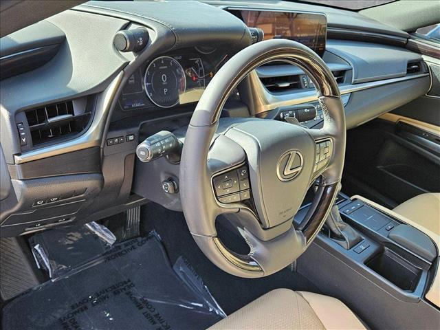 used 2019 Lexus ES 350 car, priced at $29,595