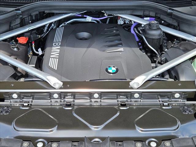 new 2026 BMW X7 car, priced at $102,875