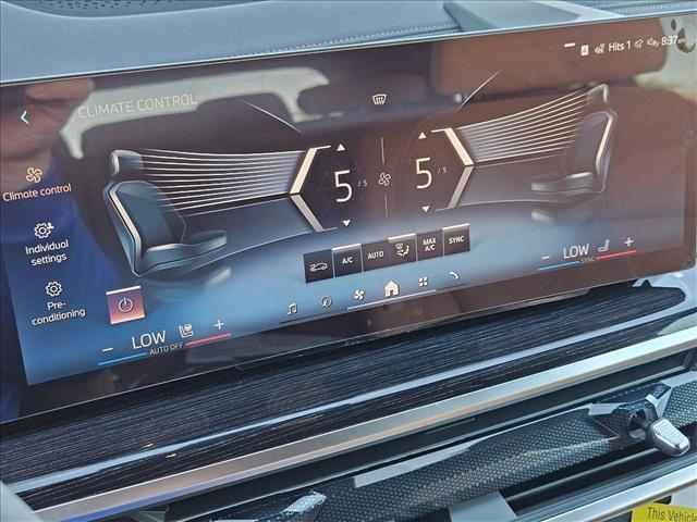new 2026 BMW X7 car, priced at $99,965