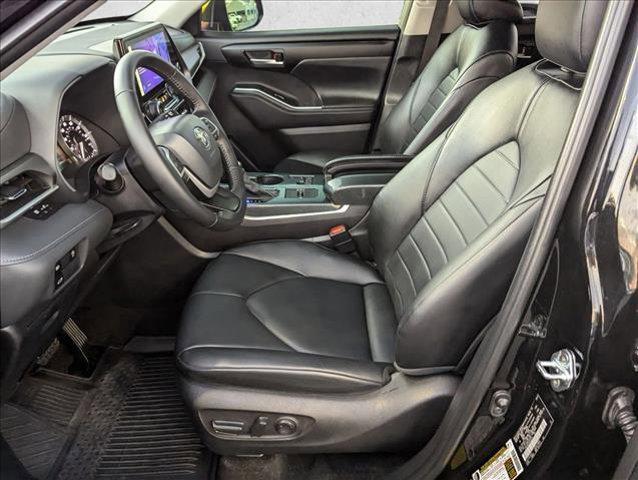used 2024 Toyota Highlander car, priced at $40,995