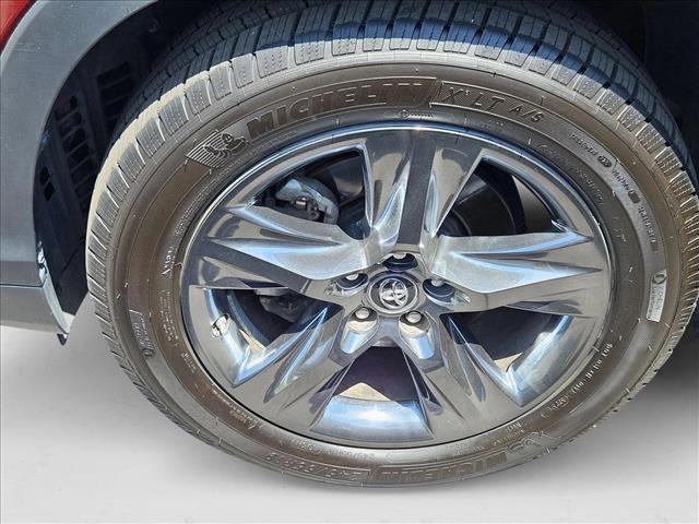 used 2018 Toyota Highlander Hybrid car, priced at $26,995