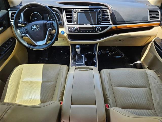 used 2018 Toyota Highlander Hybrid car, priced at $26,995