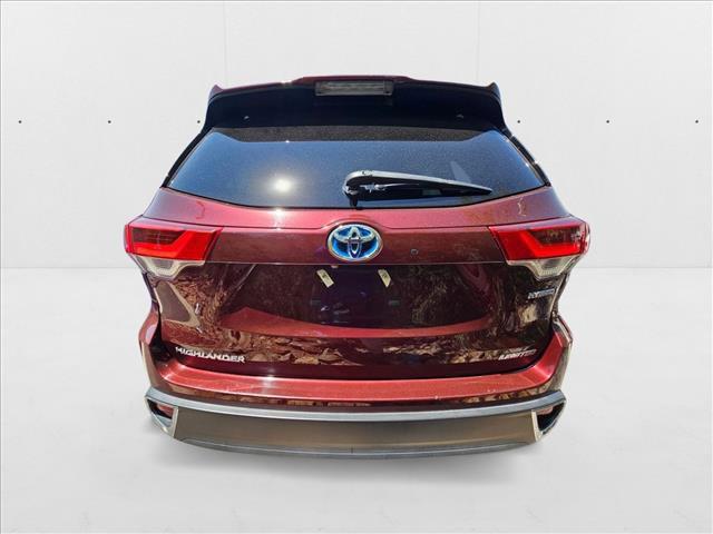 used 2018 Toyota Highlander Hybrid car, priced at $26,995