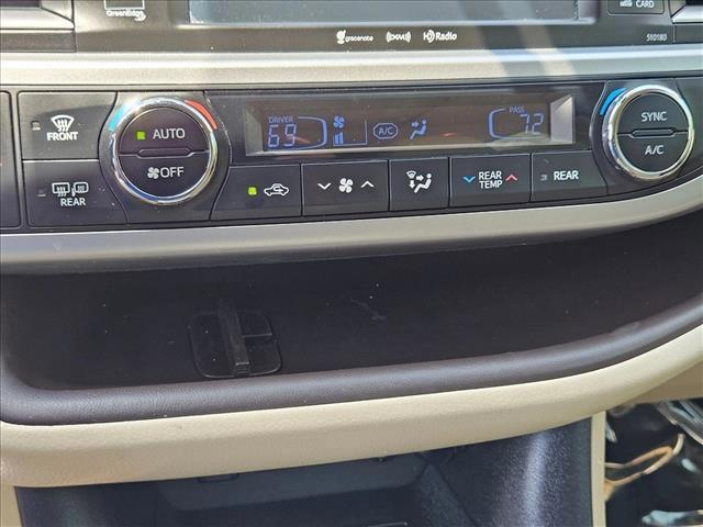 used 2018 Toyota Highlander Hybrid car, priced at $26,995