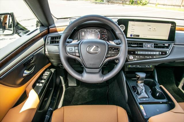 used 2023 Lexus ES 250 car, priced at $42,600