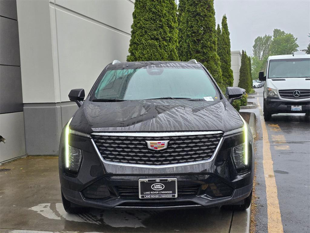 used 2025 Cadillac XT4 car, priced at $37,979