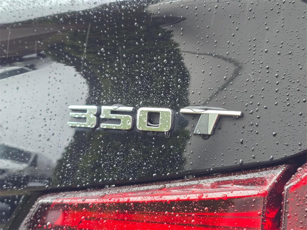 used 2025 Cadillac XT4 car, priced at $37,979
