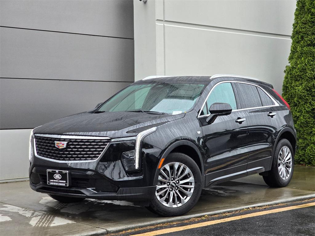 used 2025 Cadillac XT4 car, priced at $37,979
