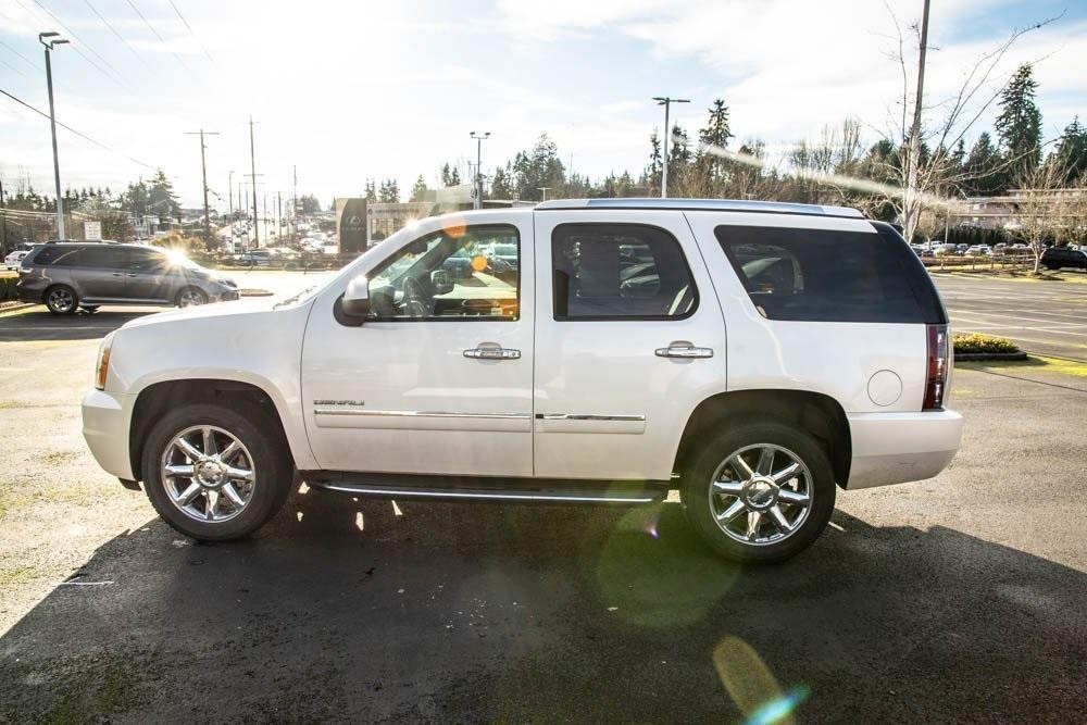 used 2013 GMC Yukon car, priced at $15,742