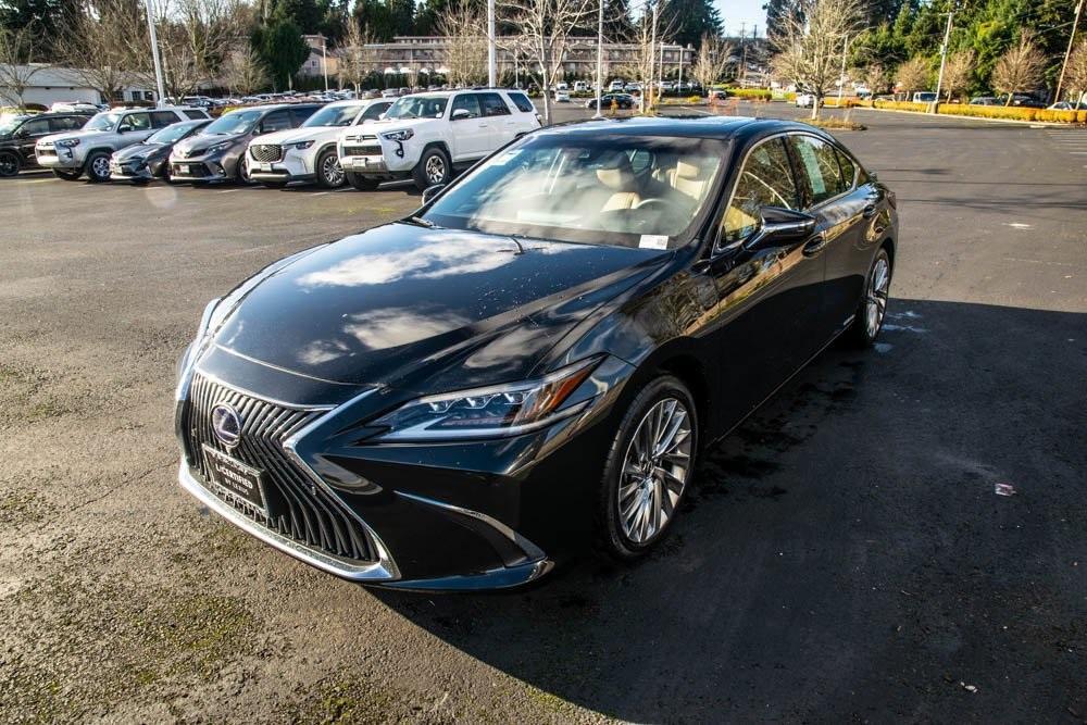 used 2021 Lexus ES 300h car, priced at $34,993