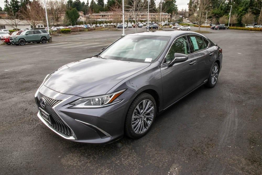 used 2020 Lexus ES 300h car, priced at $29,628