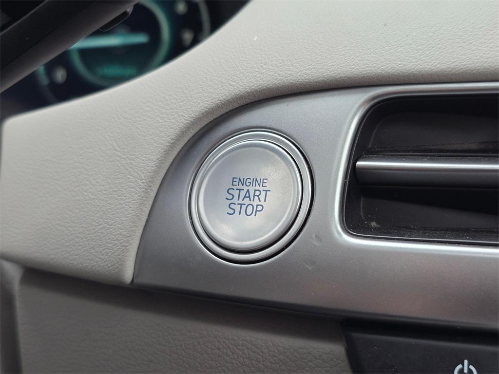 used 2024 Hyundai Palisade car, priced at $36,241