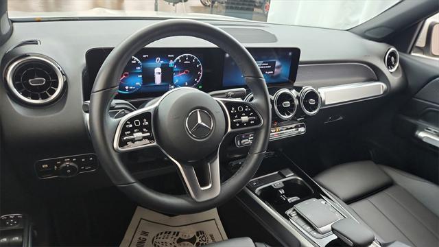 used 2023 Mercedes-Benz GLB 250 car