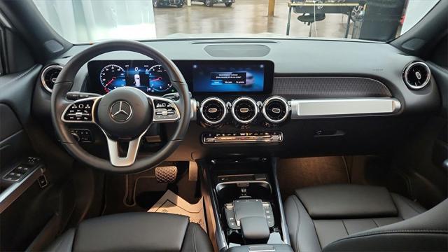 used 2023 Mercedes-Benz GLB 250 car
