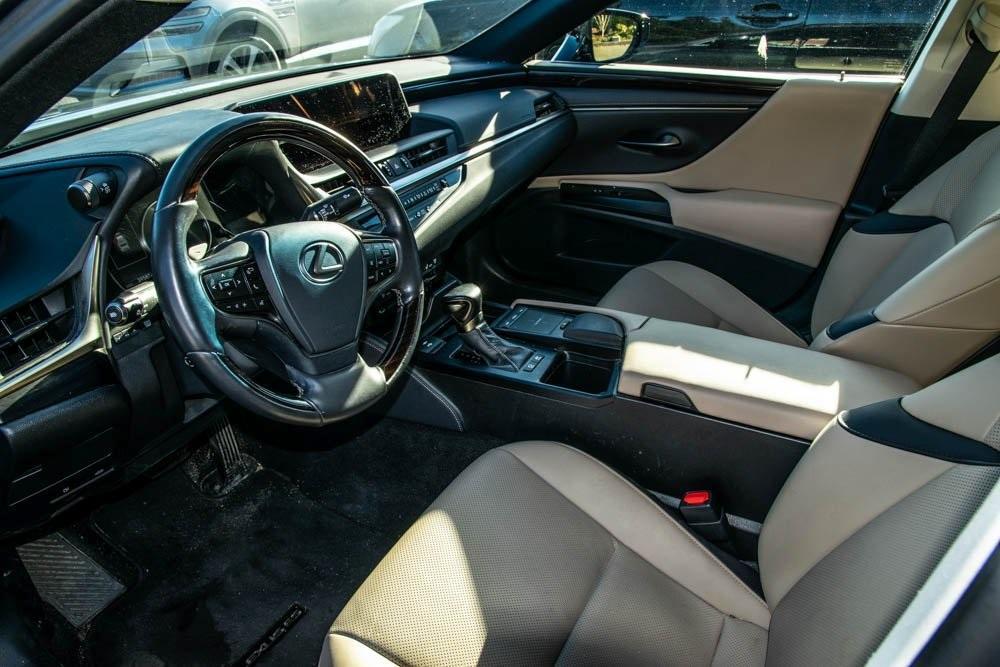 used 2021 Lexus ES 300h car, priced at $32,356