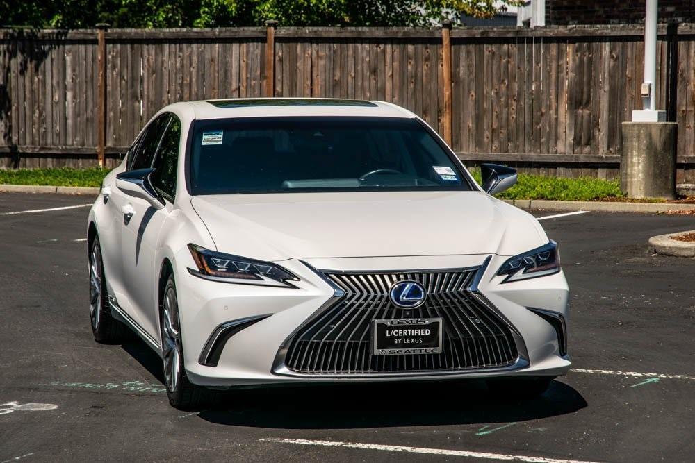 used 2021 Lexus ES 300h car, priced at $34,992