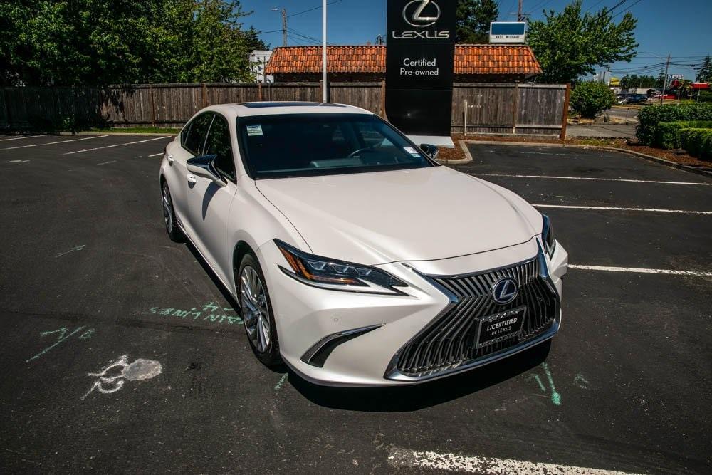 used 2021 Lexus ES 300h car, priced at $34,992