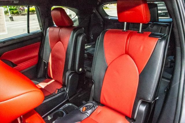 used 2022 Toyota Highlander car, priced at $40,220