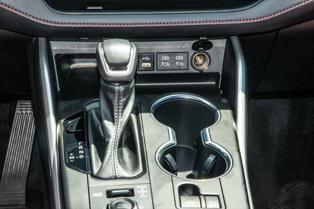 used 2022 Toyota Highlander car, priced at $40,220