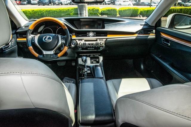 used 2013 Lexus ES 300h car