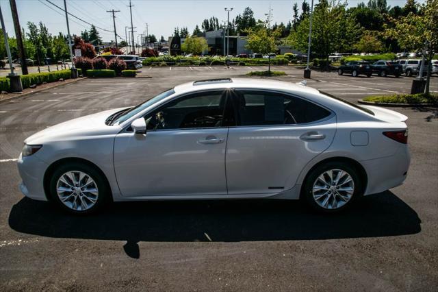 used 2013 Lexus ES 300h car