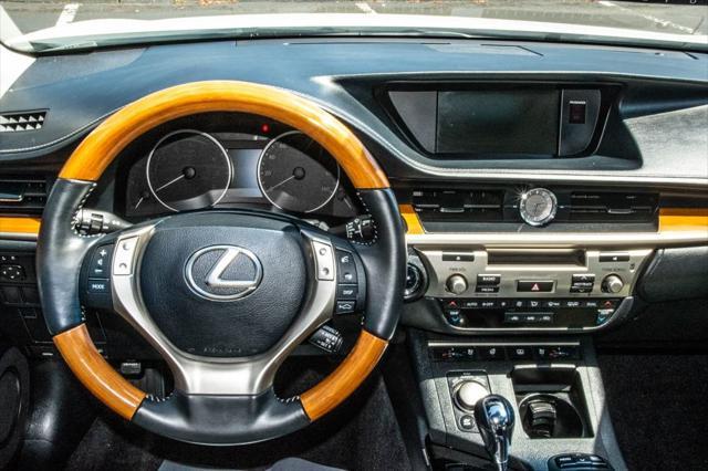 used 2013 Lexus ES 300h car