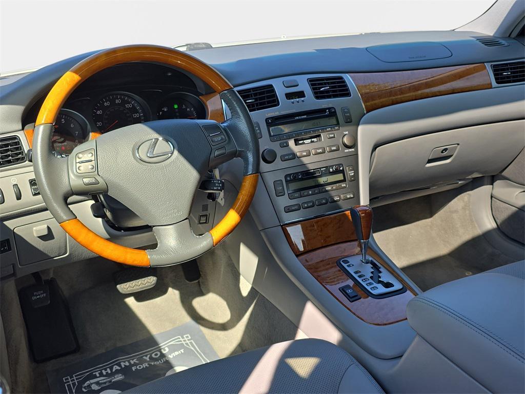 used 2005 Lexus ES 330 car, priced at $11,400