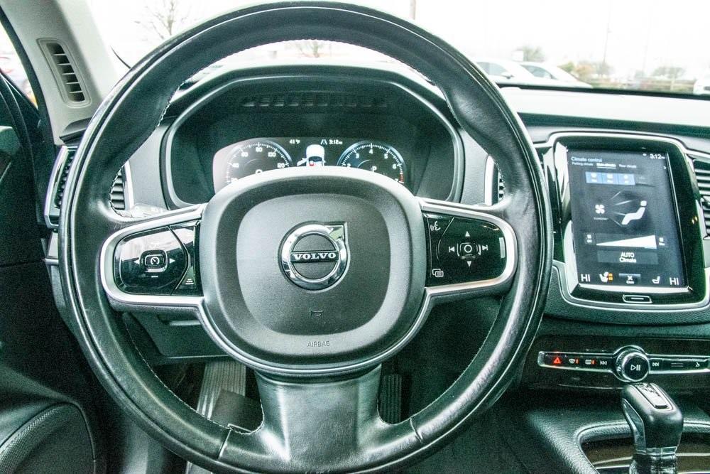 used 2018 Volvo XC90 car, priced at $21,789