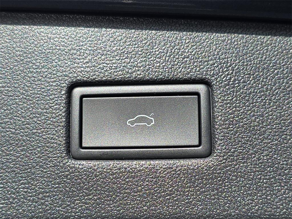 used 2022 Volkswagen Tiguan car, priced at $22,679