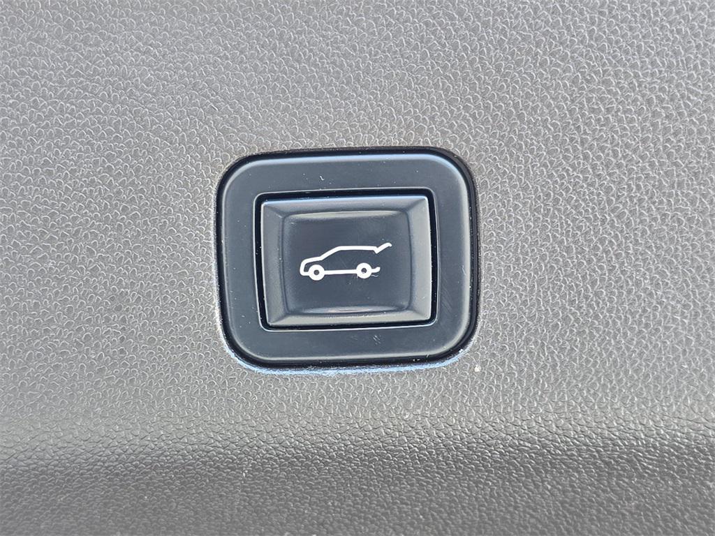 used 2021 Chevrolet Tahoe car, priced at $24,997