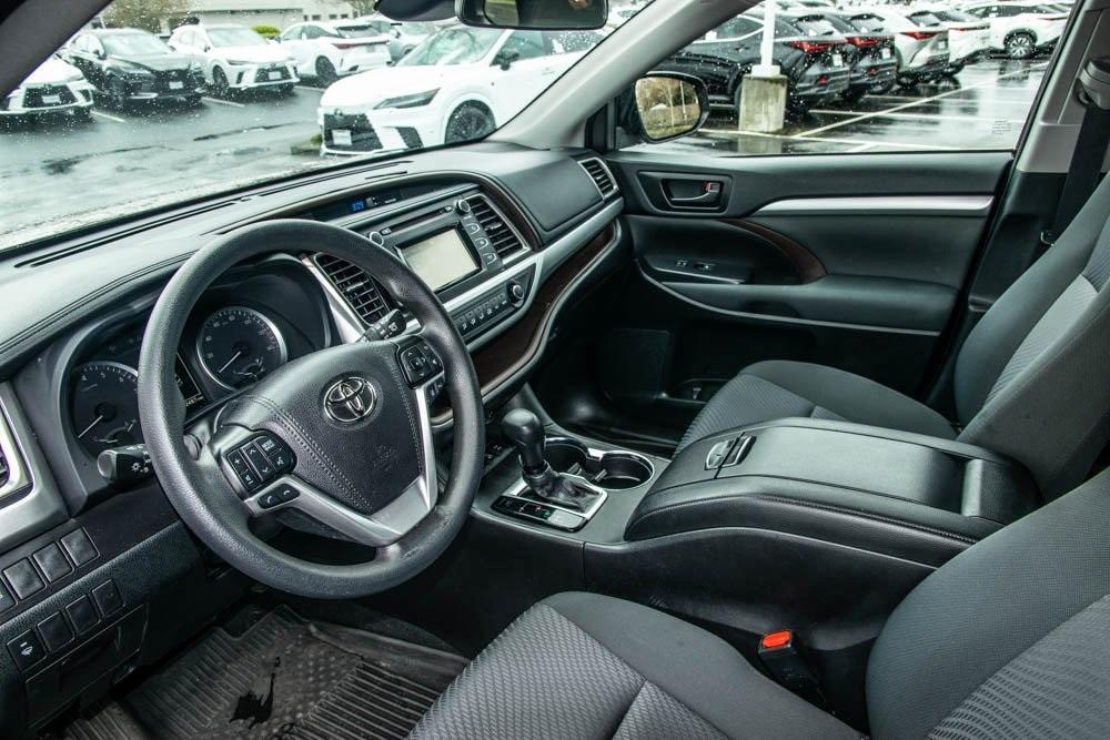 used 2019 Toyota Highlander car, priced at $29,990