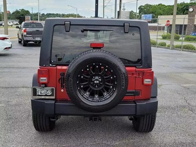 used 2013 Jeep Wrangler Unlimited car, priced at $11,995